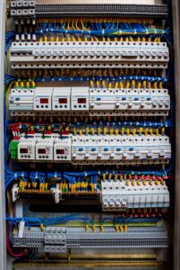 how much does it cost to upgrade an electrical panel
